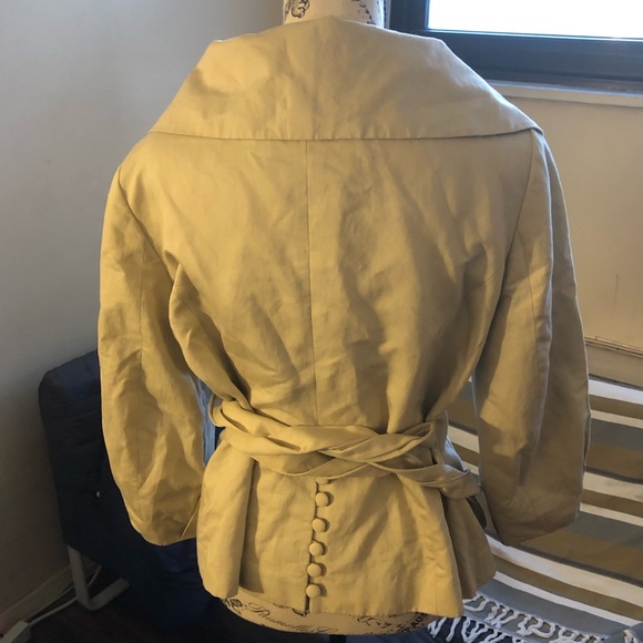 Lovely cream jacket with tie waist - Picture 4 of 6